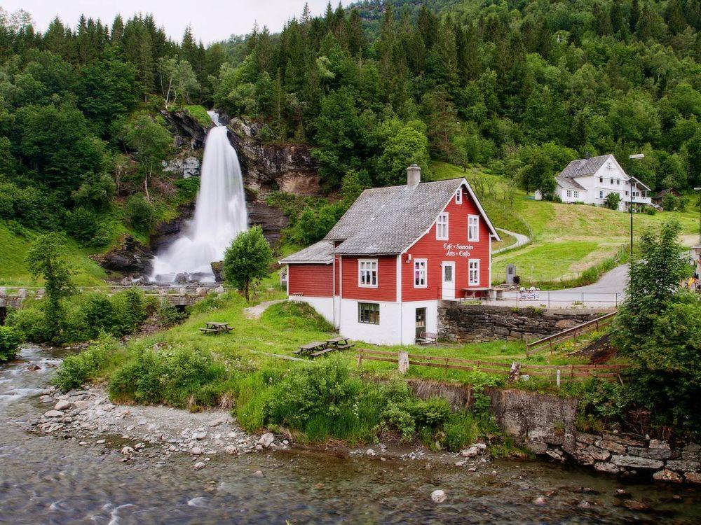 Норвегия – страна фьордов, территория викингов