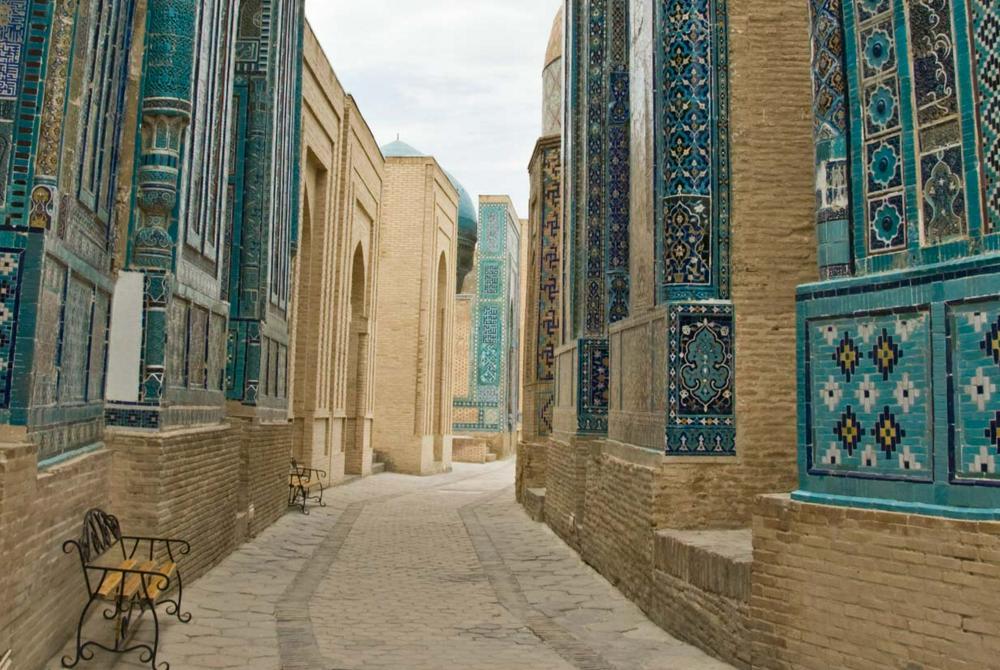 Узбекистан: легенды Востока